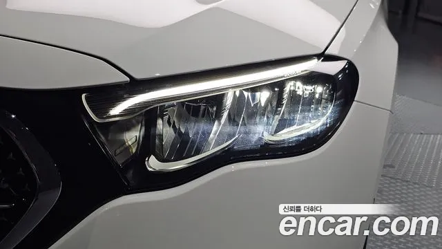 Mercedes-Benz E-Class — Фото автомобиля 17