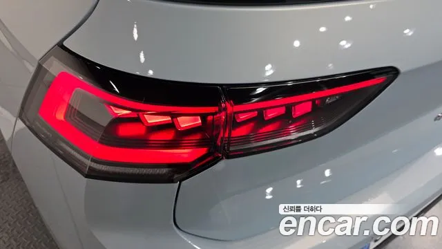 Volkswagen Golf Golf 8 поколение 2.0 TDI Prestige — Фото автомобиля 22