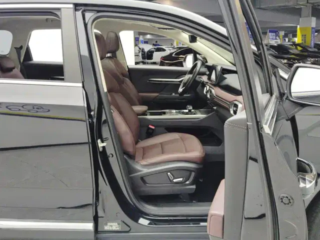 Geely Haoyue — Фото автомобиля 8