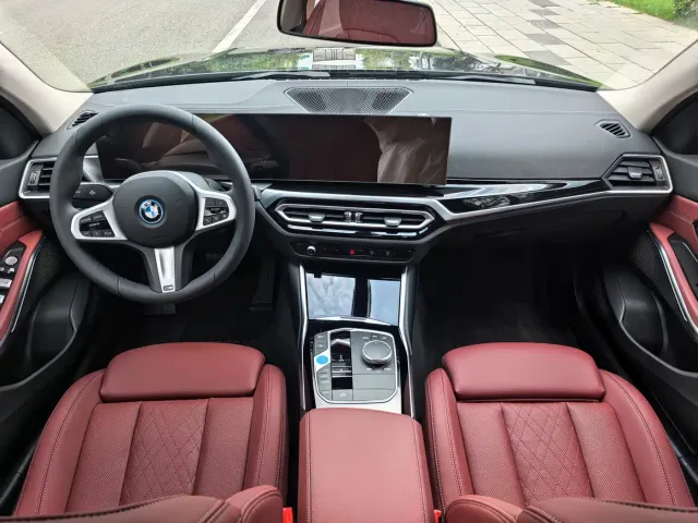 BMW i3 — Фото автомобиля 9
