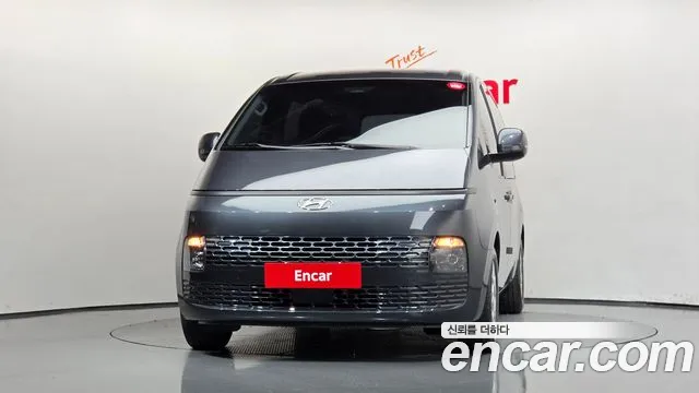 Hyundai Staria — Фото автомобиля 3