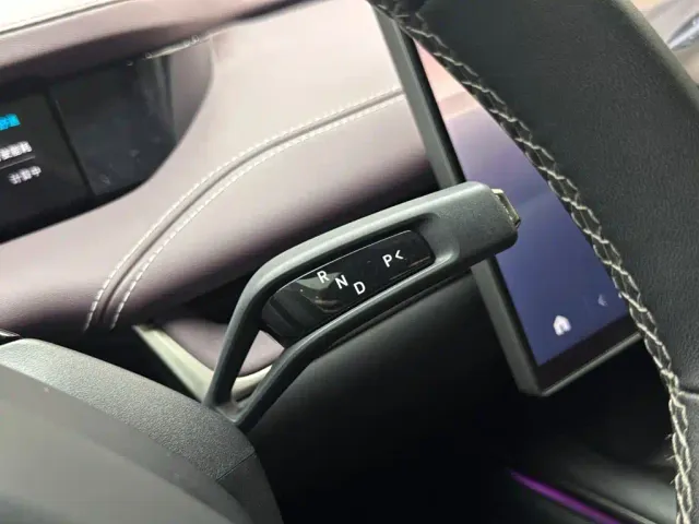 Xiaomi SU7 — Фото автомобиля 20