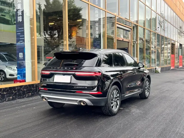 Lincoln Corsair — Фото автомобиля 14