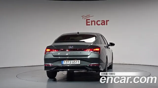 Hyundai Avante — Фото автомобиля 4