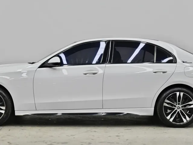 Mercedes-Benz C-Class — Фото автомобиля 21