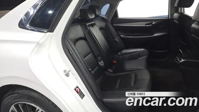Hyundai Grandeur Новый Grandeur IG 3.0 LPi (Для проката) — Фото автомобиля 11