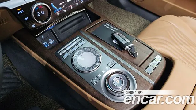 Genesis G80 RG3 — Фото автомобиля 12