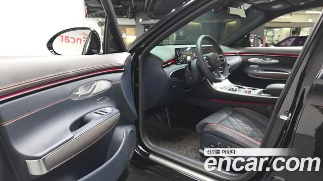 Genesis GV70 2.5T Бензин AWD — Фото автомобиля 9