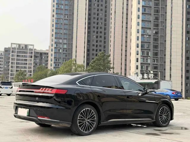 BYD Han — Фото автомобиля 5