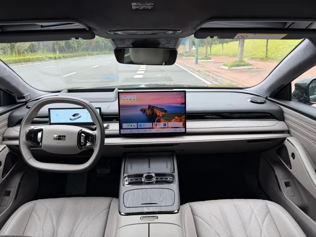 Geely Galaxy Xingyao 8 — Фото автомобиля 7