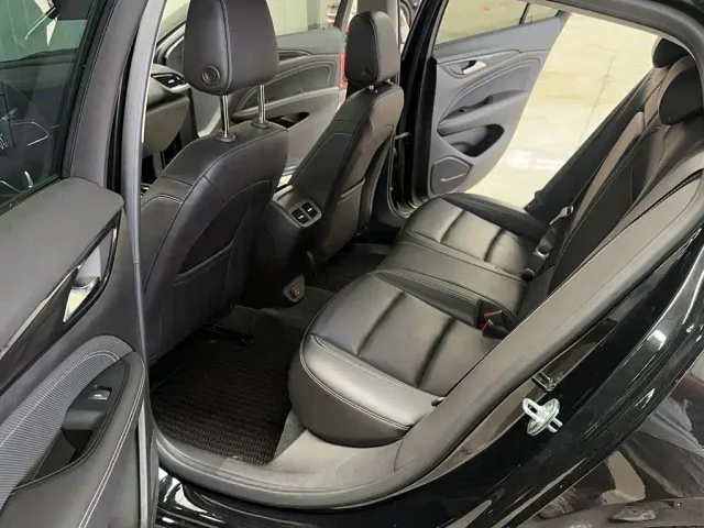 Buick Regal 2024 25T Ultra Comfort Edition — Фото автомобиля 16