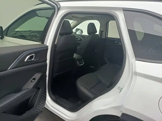 Haval Haval H6L 2026 Model 1.5T Base Version — Фото автомобиля 7