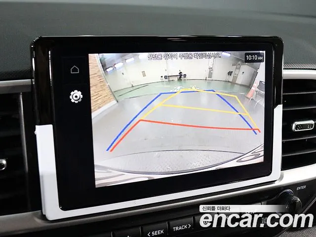 Hyundai Venue — Фото автомобиля 12