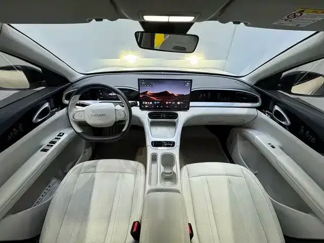 Geely Starry Wish — Фото автомобиля 12