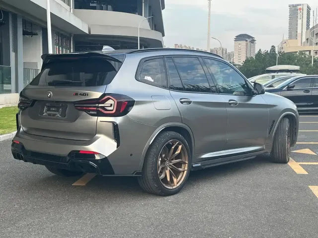 BMW iX3 — Фото автомобиля 5