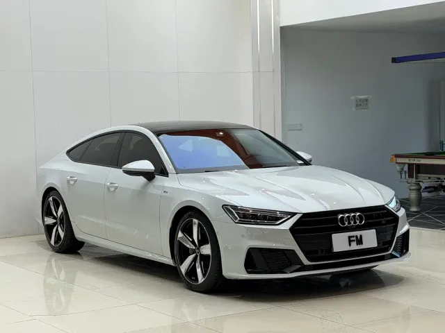 Audi A7 — Фото автомобиля 2
