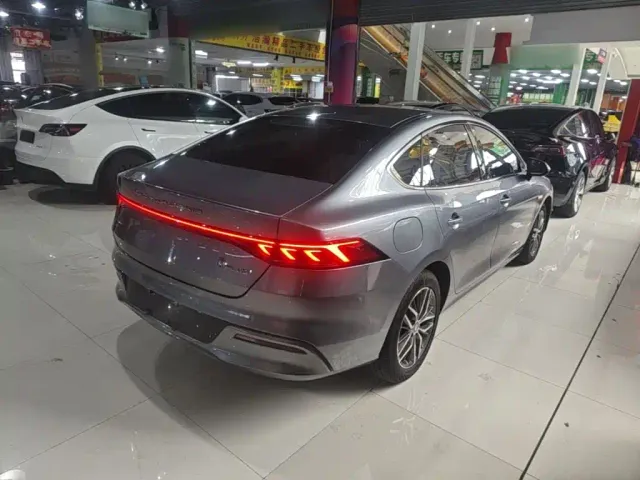 BYD Qin PLUS — Фото автомобиля 6