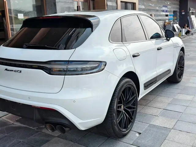 Porsche Macan — Фото автомобиля 12