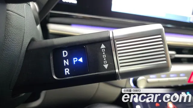 Hyundai Grandeur Grandeur (GN7) 2.5 Бензин 2WD — Фото автомобиля 9