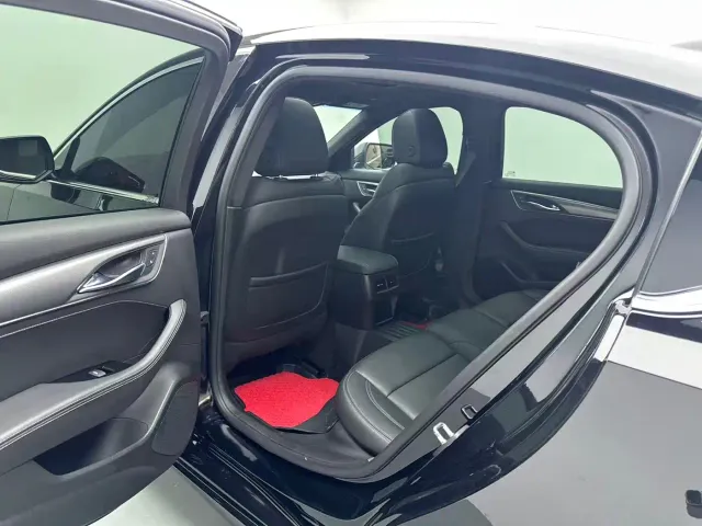 Cadillac CT5 — Фото автомобиля 6