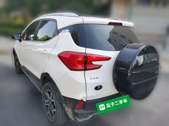 BYD Yuan Pro — Фото автомобиля 4