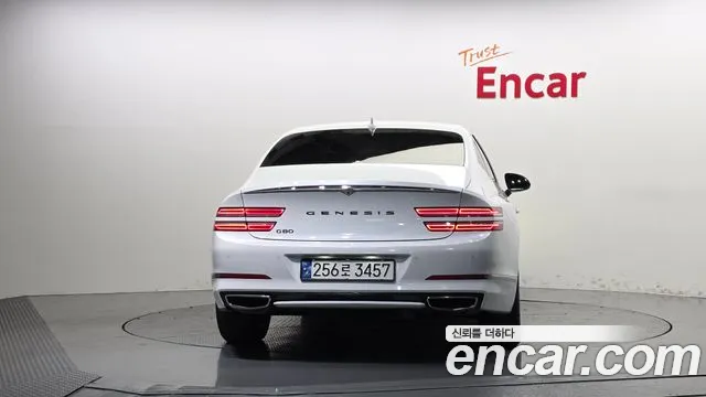 Genesis G80 RG3 — Фото автомобиля 4