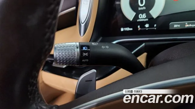 Genesis G90 Бензин 3.5 турбо AWD — Фото автомобиля 25
