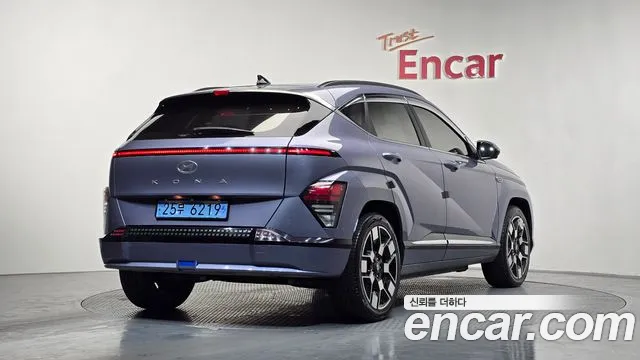 Hyundai Kona — Фото автомобиля 2