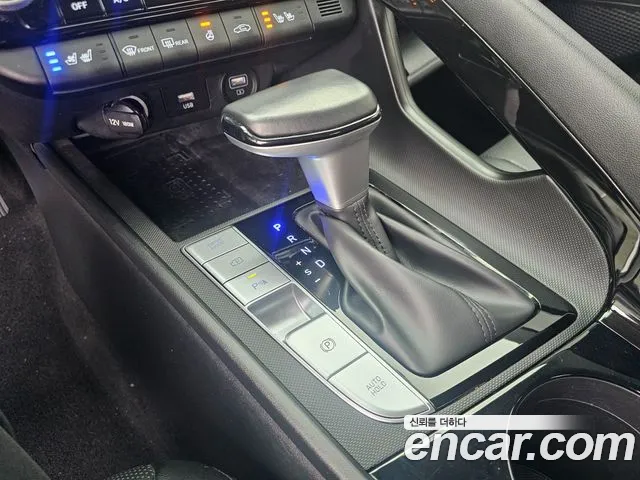 Hyundai AVANTE — Фото автомобиля 16