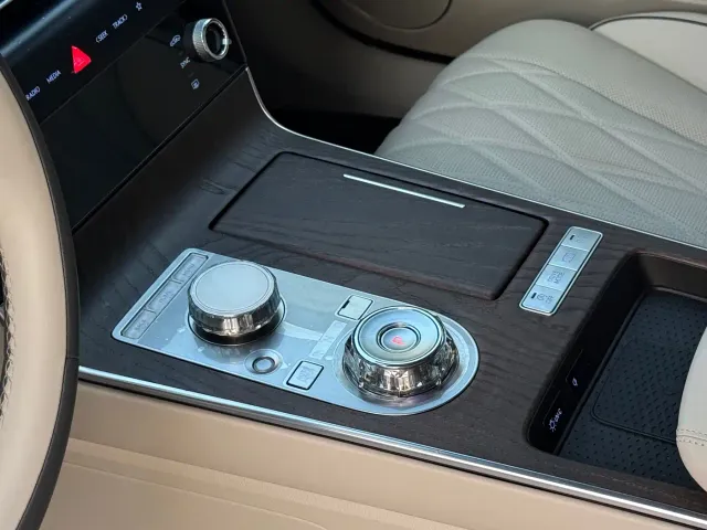 Genesis G80 — Фото автомобиля 15