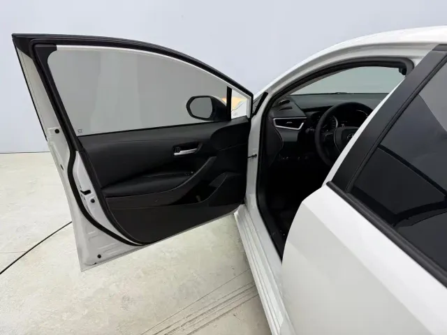 Toyota Corolla — Фото автомобиля 8