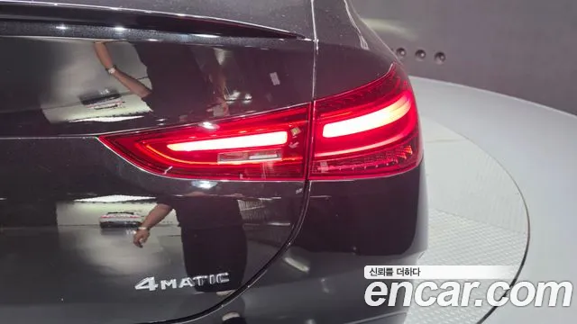 Mercedes-Benz GLE-Class — Фото автомобиля 19