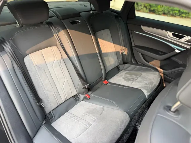Audi A6L — Фото автомобиля 16