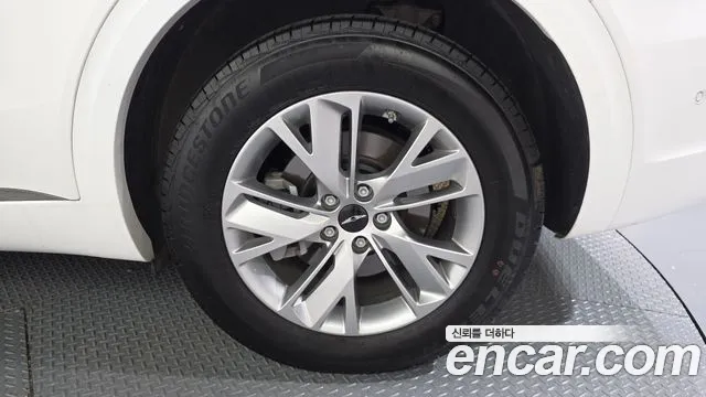 Genesis GV70 2.5T Бензин AWD — Фото автомобиля 16