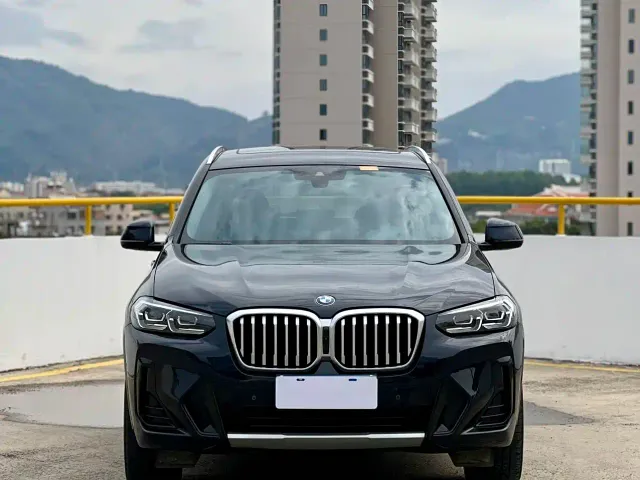 BMW X3 — Фото автомобиля 2