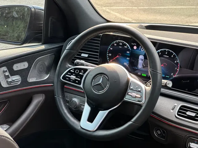 Mercedes-Benz GLE-Class — Фото автомобиля 10