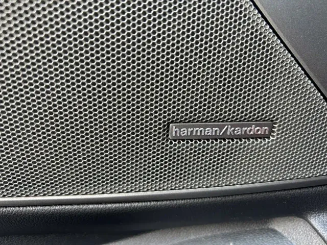 BMW 3 Series — Фото автомобиля 14