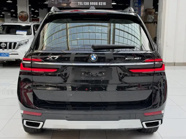 BMW X7 — Фото автомобиля 26