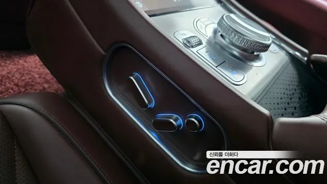 Genesis G90 — Фото автомобиля 26
