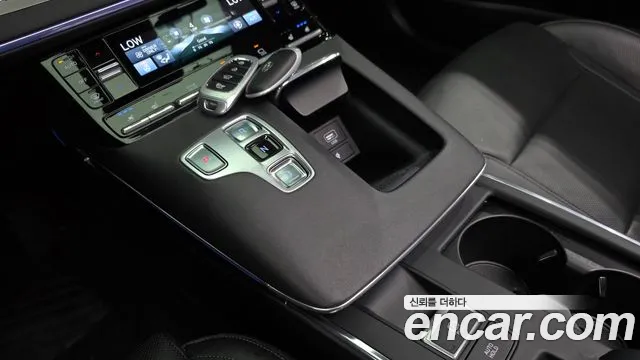 Hyundai Grandeur — Фото автомобиля 8