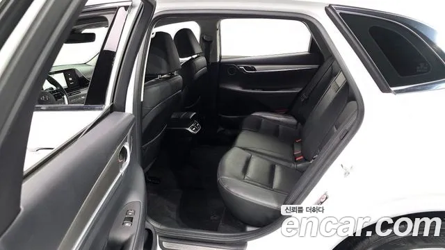 Hyundai Grandeur Новый Grandeur IG — Фото автомобиля 12
