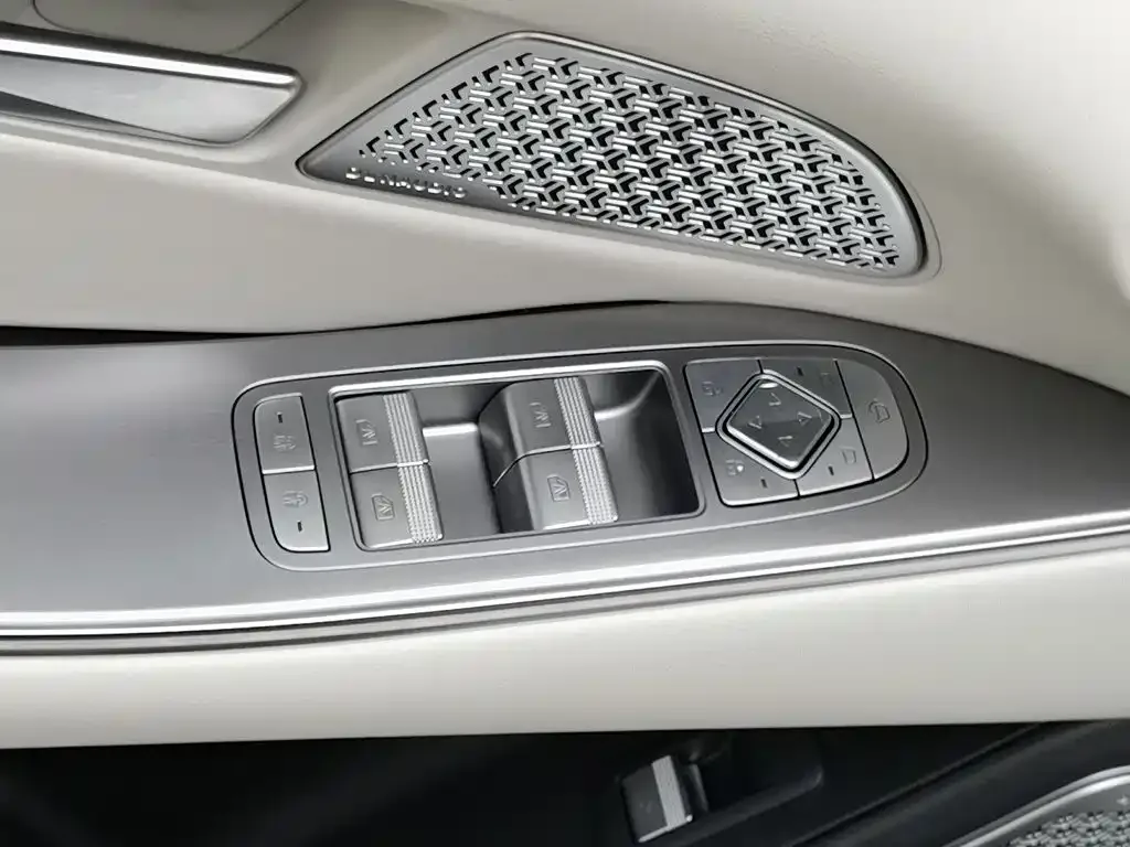 BYD Han L 2025 EV 701KM LiDAR Premium — Фото автомобиля 9