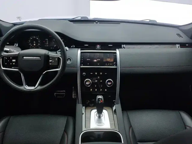 Land Rover Discovery Sport — Фото автомобиля 12