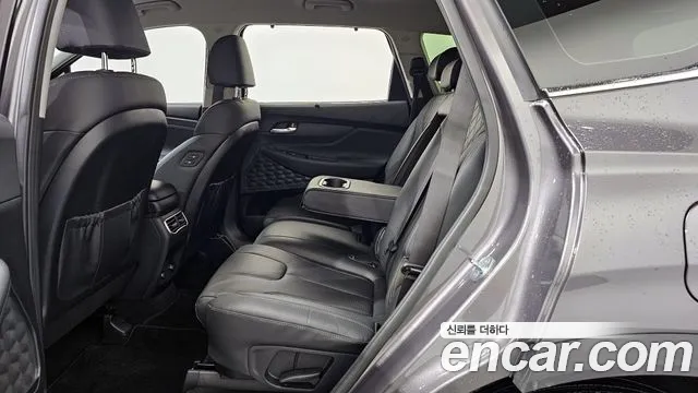 Hyundai Santafe Новый Santa Fe Дизель 2.2 2WD — Фото автомобиля 25