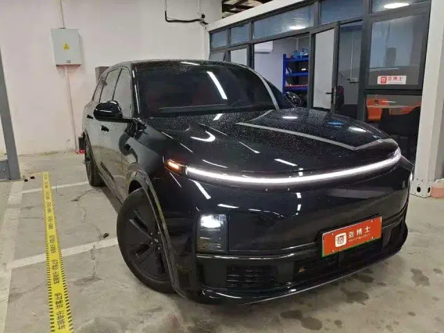 Li Auto L7 — Фото автомобиля 2