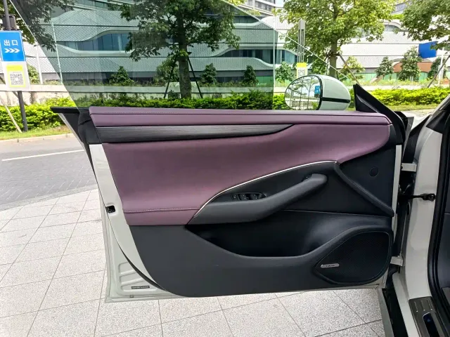 Xiaomi SU7 — Фото автомобиля 11
