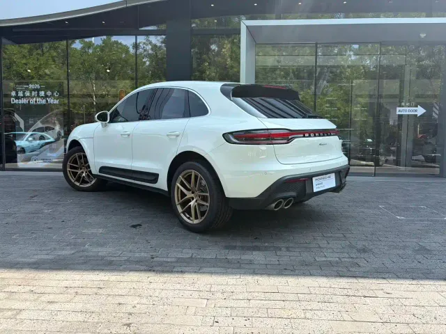Porsche Macan — Фото автомобиля 5