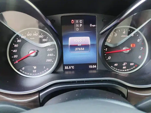 Mercedes-Benz V-Class — Фото автомобиля 4