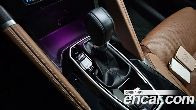 Renault-KoreaSamsung QM6 Новый QM6 2.0 LPe RE Signature 2WD — Фото автомобиля 9