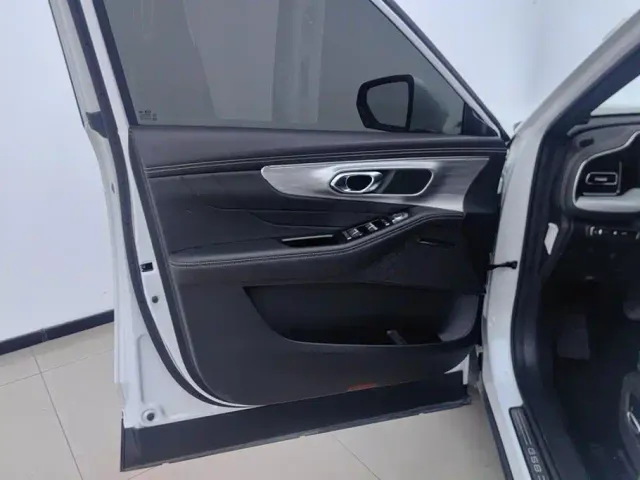 GAC Trumpchi GS8 — Фото автомобиля 7